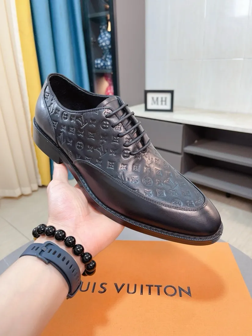 Men's shoes 💰540🌹🌹 [LV] Louis Vuitton's popular casual leather shoes 🎖Fashionable and elegant 🎖🎖Material: Original imported cowhide open edge beads, washed cowhide leather lining, original molded rubber outsole, high-end and classy, ​​elegant quality, instantly transforming into a handsome man ❤❤Standard\nNumber of sizes: 39-44, 38 45 46 customized